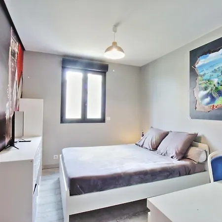 Apartment Levant Piscine Et Calme Poulx